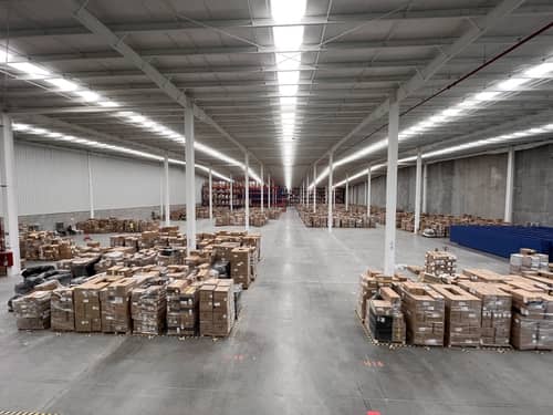 With the increasing popularity of overseas warehouses, how should cross-border sellers choose high-quality service providers?
